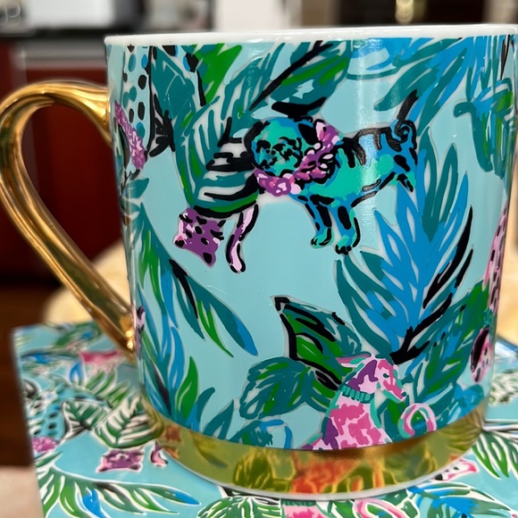 Lilly Pulitzer "Barking Up the Palm Tree" Mug - New in Box - Picture 4 of 11